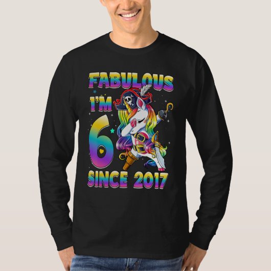 6歳の女の子がユニコーン海賊をダビング6th Birt Tシャツ (正面)