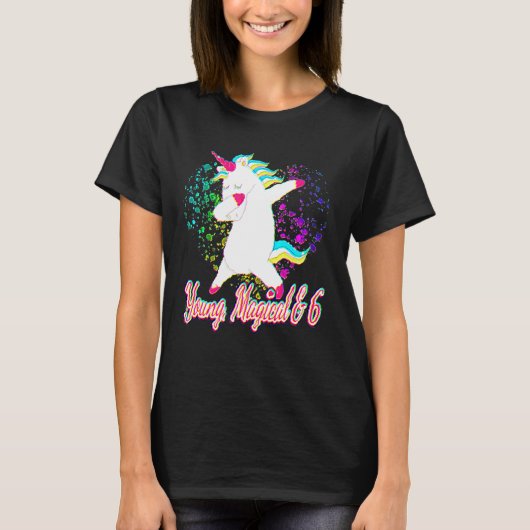 6歳の誕生日おめでとう ダビングユニコーン かわいい魔法使い Tシャツ (正面)