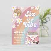 6歳の誕生日を招待するグルービーガールのヴィベ6歳 招待状 (スタンド正面)
