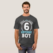 6歳の誕生日を迎える少年向けのレーシングデザイン Tシャツ (正面フル)