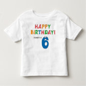 6歳の誕生日カラフルアルファベット名前入り トドラーTシャツ (正面)