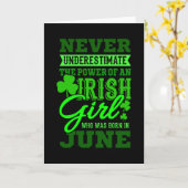 6生まれ月、アイルランド人女性の誕生日母 カード (黄色い花)