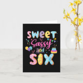 6誕生日ガールスウィートサッシーと6ドーナツ6年 カード (黄色い花)