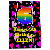 6誕生日:愛するハートパターン、虹# 6 ミディアムペーパーバッグ (正面)