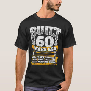 60おもしろい誕生日B日ギフトことわざ年齢60歳 Tシャツ