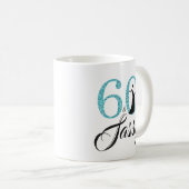 60および粋で青いグリッターの第60誕生日 コーヒーマグカップ (正面右)