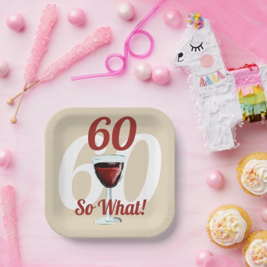 60だから何おもしろい赤ワイン60誕生日 ペーパープレート (パーティー)