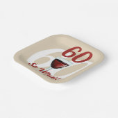 60だから何おもしろい赤ワイン60誕生日 ペーパープレート (傾斜あり)