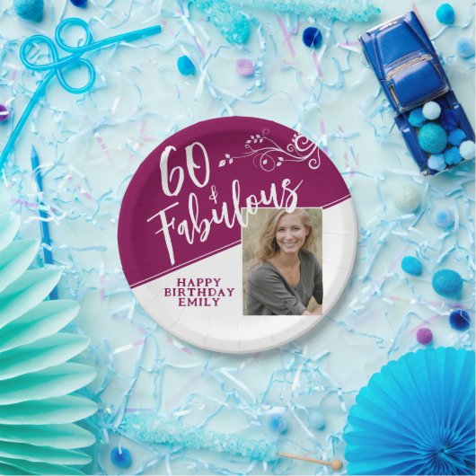 60と素晴らしいスクリプトフォトマゼンタ60誕生日 ペーパープレート (パーティー)