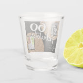 60と素晴らしい金ゴールドグリッター2写真60誕生日 ショットグラス (裏面)