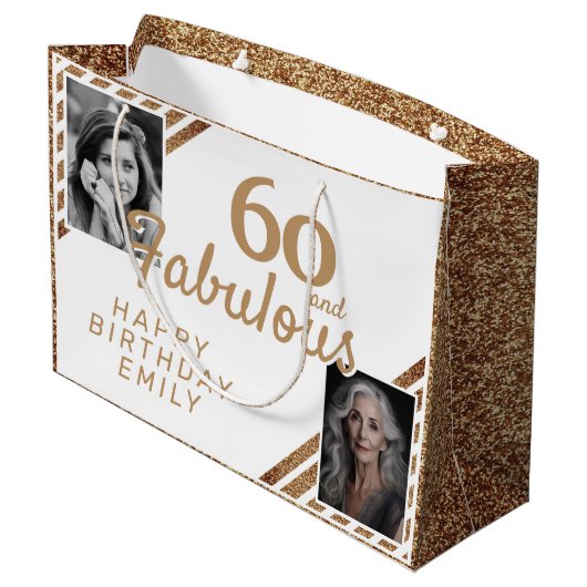 60と素晴らしい金ゴールドグリッター2写真60誕生日 ラージペーパーバッグ (裏面アングル)