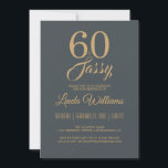 60とSassyオフブラック金ゴールド60th誕生日パーティー 招待状<br><div class="desc">60歳祝の誕生日デザインとスタイルで60歳のグラマラスなオフブラックと金ゴールドでモダン、シックな60歳の誕生日の招待を単にあなたの60歳の誕生日のパーティーのお祝いのためにパーソナライズして送信することができますエレガント。単語60とsassyはスクリプトを使用しフェイクて金ゴールドグリッターに設定さモダンれる。そしもして救済も合わせ製品が必要で連絡す。60歳の誕生日救済パーティーを素晴らしいイベントに！</div>