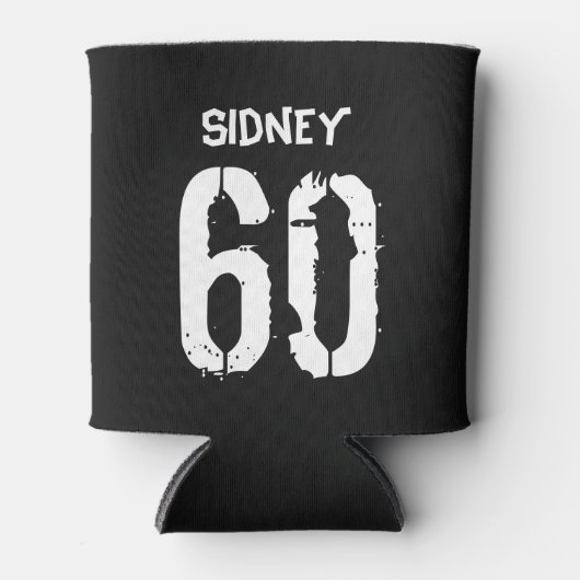 60パーソナライズされた誕生日白黒ギャグギフト 缶クーラー (正面)