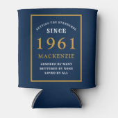 60パーソナライズされた誕生日1961青エレガント金ゴールド 缶クーラー (正面)