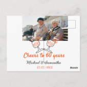 60周年結婚記念日のオレンジ色の乾杯 ポストカード (裏面)