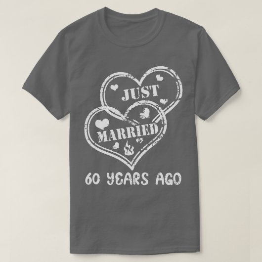 60周年記念結婚カップルたった今結婚しました60アイ Tシャツ (デザイン正面)