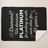 60周年記念結婚I – ダイヤモンドおもしろいカップル シェルパブランケット (正面(横))