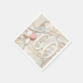 60大タイポグラフィ金ゴールド紙吹雪旋回60番目のパーティー スタンダードカクテルナプキン (角)