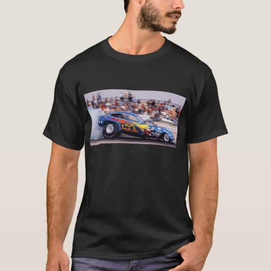 60年代からのヴィンテージのおもしろいな車 Tシャツ (正面)