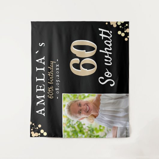 60感動的誕生日ブラックフォトバックグラウンド タペストリー (正面)