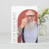 60月の写真60日モダンのシンプル誕生日パーティー 招待状 (スタンド正面)