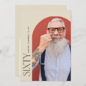 60月の写真60日モダンのシンプル誕生日パーティー 招待状 (正面/裏面)