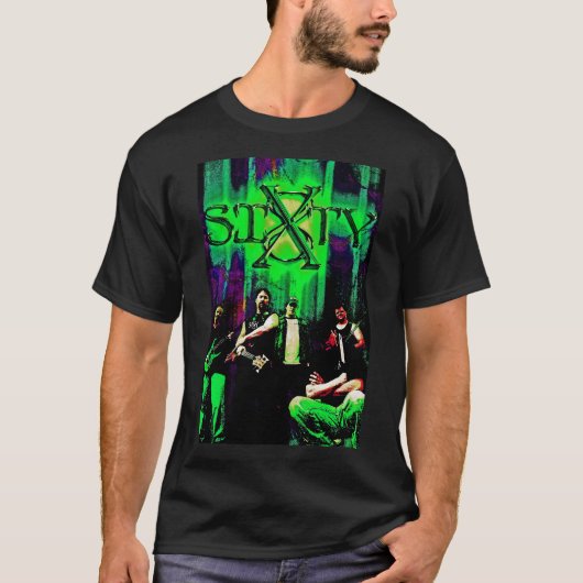 60枚の8古い漫画本のワイシャツ Tシャツ (正面)
