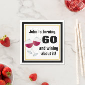 60歳になって、それについてウィンニング誕生日パーティー スタンダードカクテルナプキン (インサイチュ)