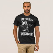 60歳になって、それについてワインを飲みながら Tシャツ (正面フル)