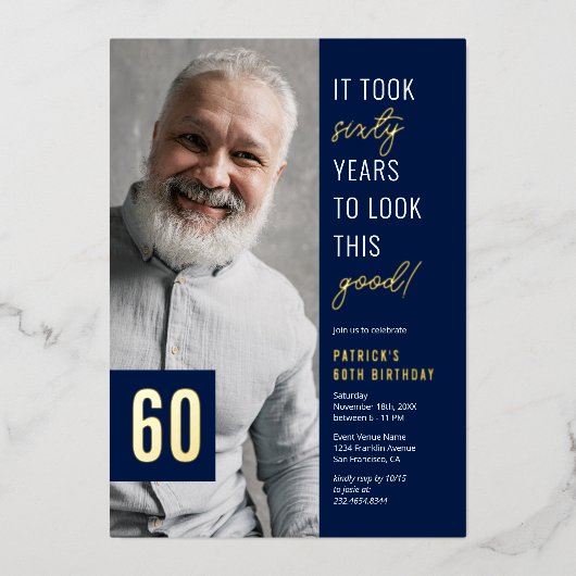 60歳のフォトブルーと金ゴールド60歳の誕生日パ実在ーティ 箔招待状 (正面)