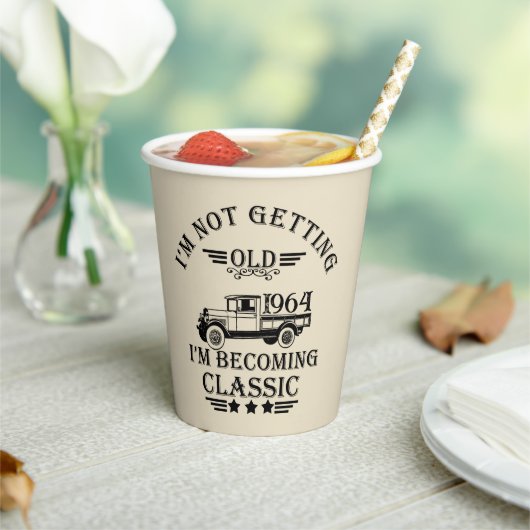 60歳のヴィンテージ60歳の誕生日パーティー 紙コップ (インサイチュ)