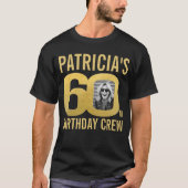 60歳の誕生日お祝いクルーのカスタムネームフォト Tシャツ (正面)