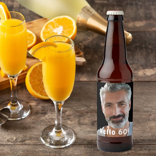 60歳の誕生日の写真こんにちは60人の男性 ビールラベル