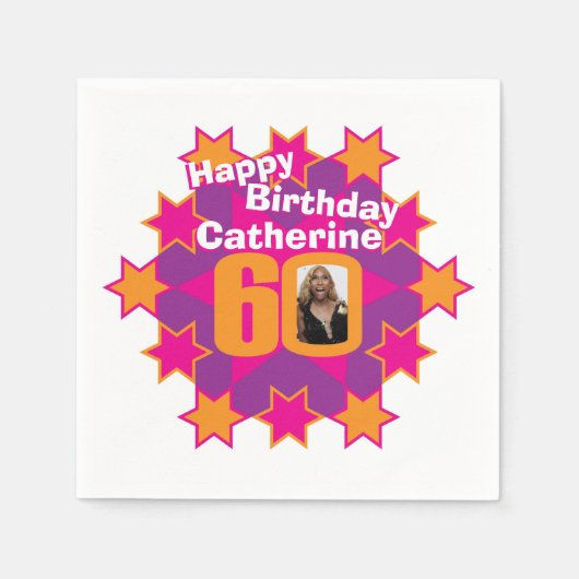 60歳の誕生日の写真と名前ピンクスターナプキン スタンダードカクテルナプキン (正面)