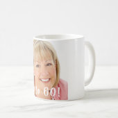 60歳の誕生日カスタム写真こんにちは60人の女性 コーヒーマグカップ (正面右)