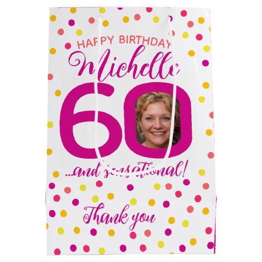 60歳の誕生日ドットピンクイエローお感謝してい気に入り。 ミディアムペーパーバッグ (裏面)