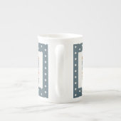 60歳の誕生日パーティーのデコーまたは誕生日の贈り物 ボーンチャイナマグカップ (裏面)