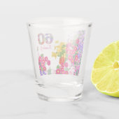 60歳の誕生日パーティーの花の花束ショットグラス ショットグラス (裏面)