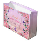 60歳の誕生日パーティーピンクバイオレット花模様かわいい ラージペーパーバッグ (正面アングル)