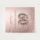 60歳の誕生日パーティー赤面ピンクローズ金ゴールドグリッター タペストリー (正面(横))