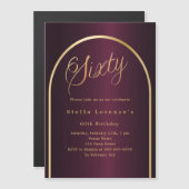 60歳の誕生日ブルゴーニュ金ゴールドアーチスクリプト豪華さ マグネット招待状 (正面/裏面)