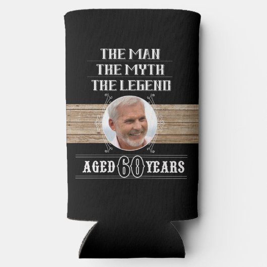 60歳の誕生日男の神話の伝説 スリム缶クーラー (裏面)