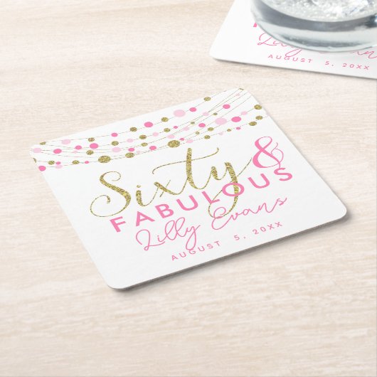 60歳の誕生日金ゴールドとピンクのコースターカスタマイズス スクエアペーパーコースター (アングル)