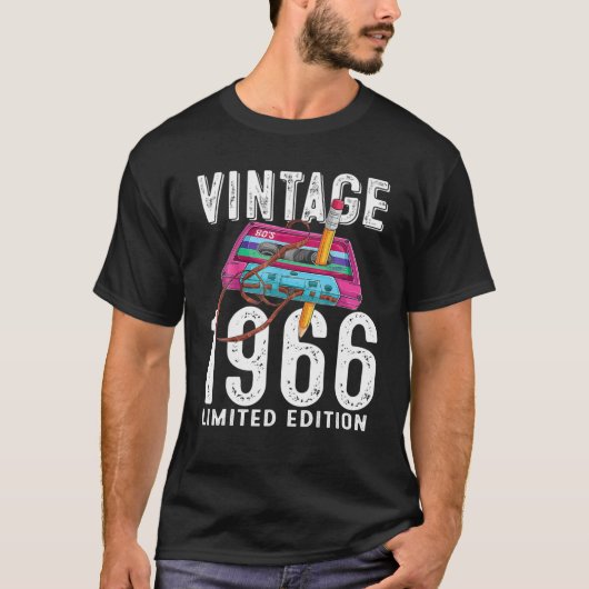 60歳の誕生日 ヴィンテージ カセットテープ 鉛筆 1966 60歳 Tシャツ (正面)