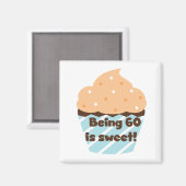 60歳はTシャツとギフトが大好き マグネット (正面/裏面)