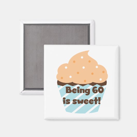 60歳はTシャツとギフトが大好き マグネット (正面/裏面)
