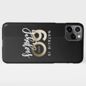 60歳モダンの金ゴールドタイポグラフィ iPhoneケース (裏面横)