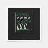 60番目の誕生祝いギフトが最近アップグレード スタンダードカクテルナプキン (正面)