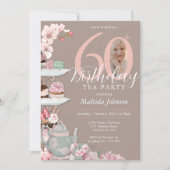 60誕生日ティーパーティーフローラピンクカスタムの写真 招待状 (正面)