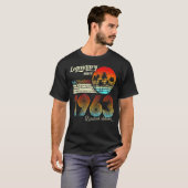 60誕生日レジェンダリー1963年12月以来 Tシャツ (正面フル)
